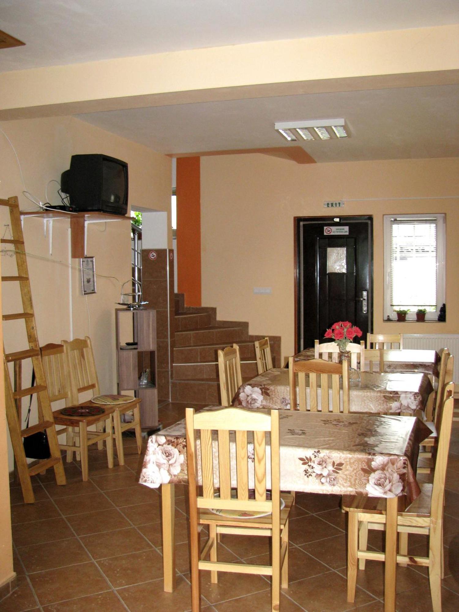 Guest House Familia Samovodene 외부 사진