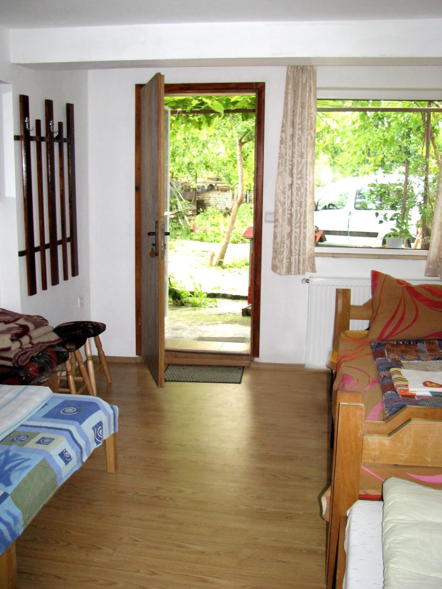 Guest House Familia Samovodene 외부 사진