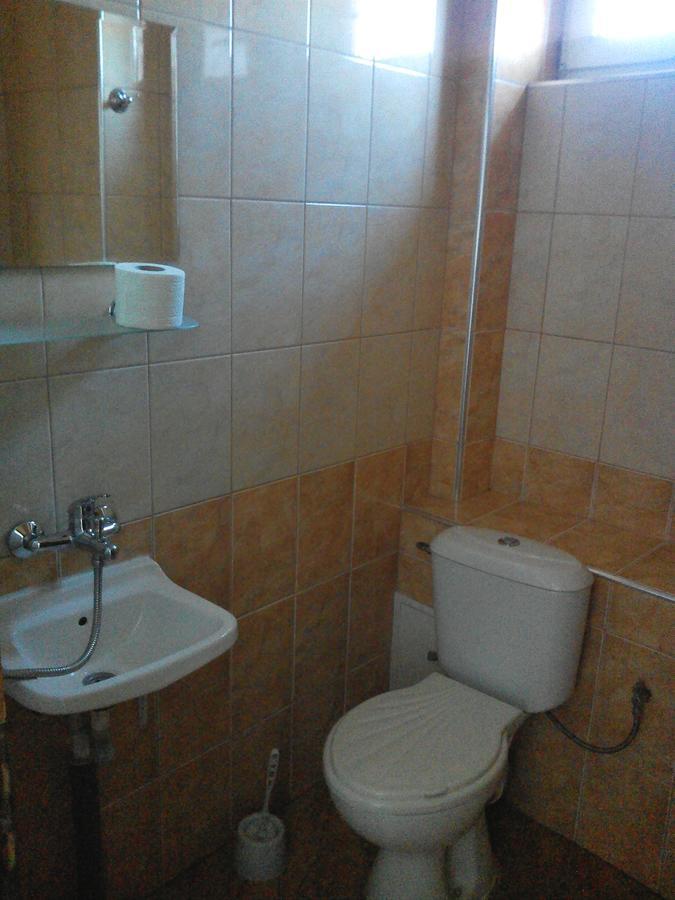 Guest House Familia Samovodene 외부 사진