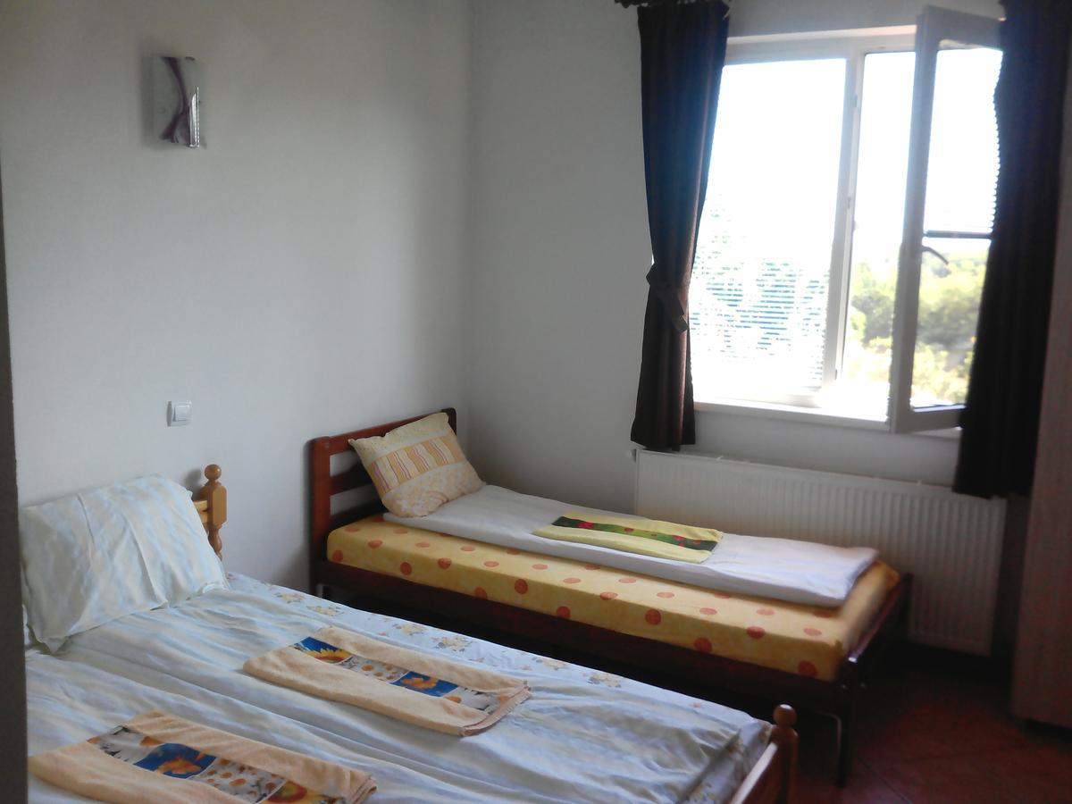 Guest House Familia Samovodene 외부 사진